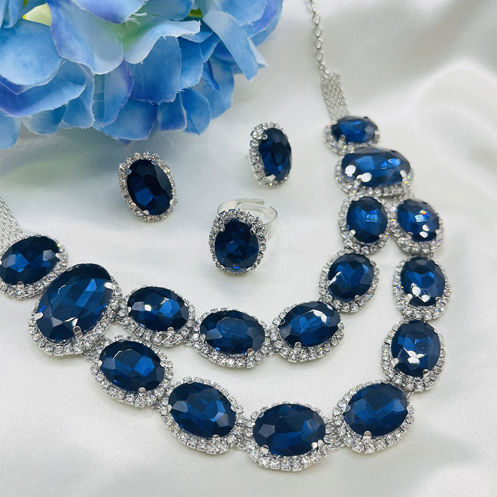 Hiraola's Product Image