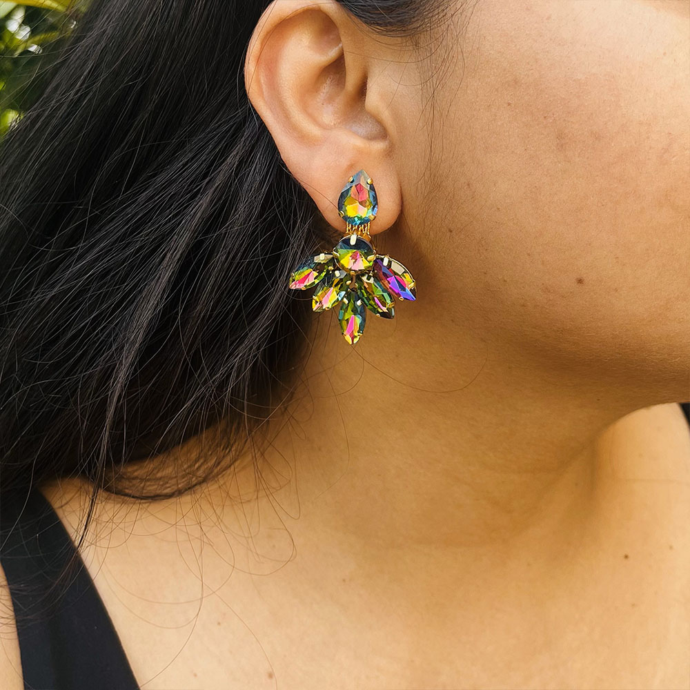 Hiraola's Product Image