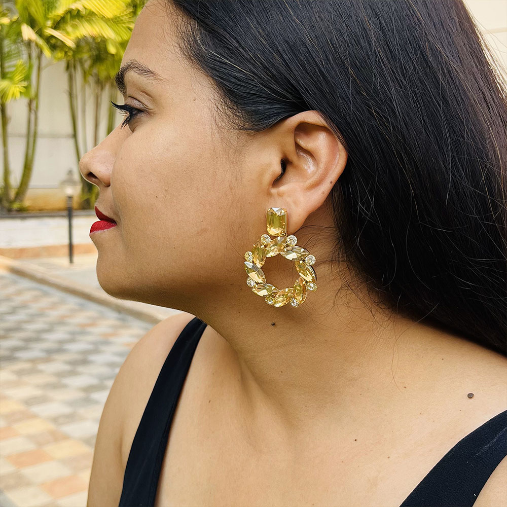 Hiraola's Product Image