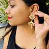 Hiraola's Product Image
