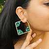 Hiraola's Product Image